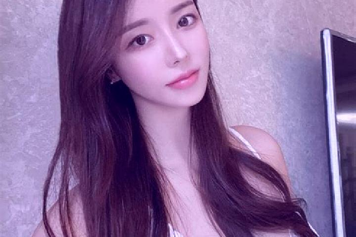 Sadie, 36 — Escort in Zhitan, China