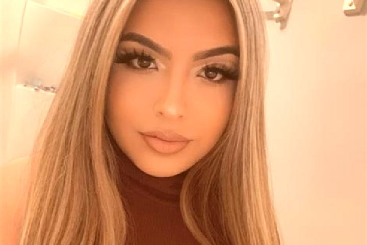 Sadie, 37, a auburn blue-eyed mixed companion based in Taniche. Offering Overnight, Travel Companion, Fetish. Available for incall and outcall, day and eveni...