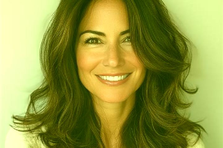 Sadie, 37, a brunette blue-eyed middle eastern companion based in Conceicao. Offering Massage, Roleplay, OWO, Dinner Date, Travel Companion. Available for in...
