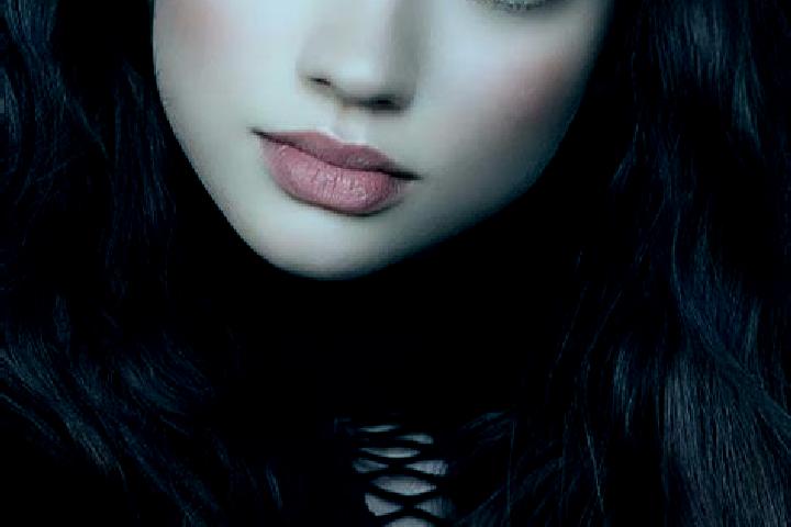 Sadie, 37, a brunette dark-eyed european companion based in Yarimca. Offering Dinner Date, Travel Companion, Roleplay, Girlfriend Experience, Deep French Kis...