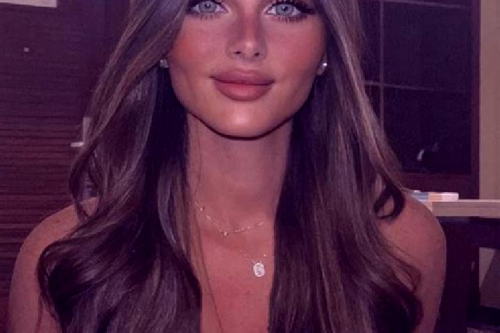 Sadie, 37, a brunette dark-eyed slavic companion based in Rizia. Offering Couples, Travel Companion, Erotic Massage. Available for incall and outcall, day an...