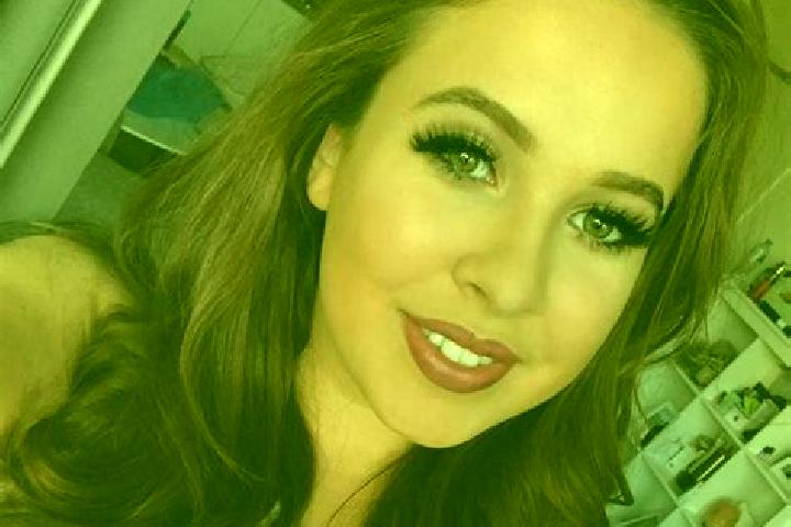 Sadie, 37, a dark blonde amber-eyed slavic companion based in Bukay Pait. Offering 69, Prostate Massage, Tantra. Available for incall and outcall, day and ev...