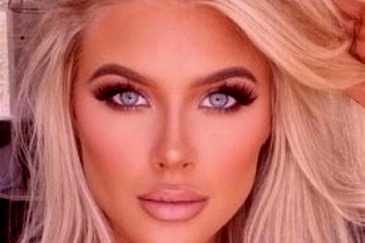 Sadie, 37, a platinum blonde amber-eyed european companion based in Rossano Veneto. Offering Dinner Date, 69, Domination, Couples. Available for incall and o...