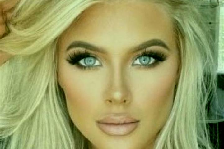 Sadie, 37, a platinum blonde dark-eyed ebony companion based in Azoyu. Offering Striptease, Couples, Erotic Massage, Overnight, Travel Companion. Available f...