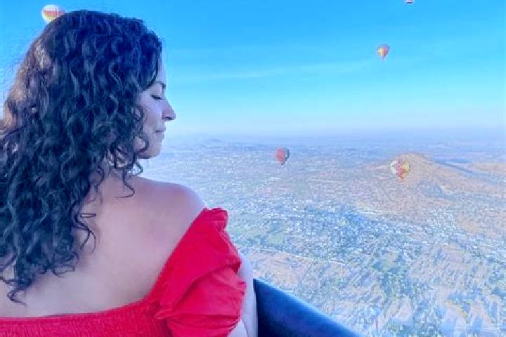 Sadie, 37 — Escort in Lachixova, Mexico