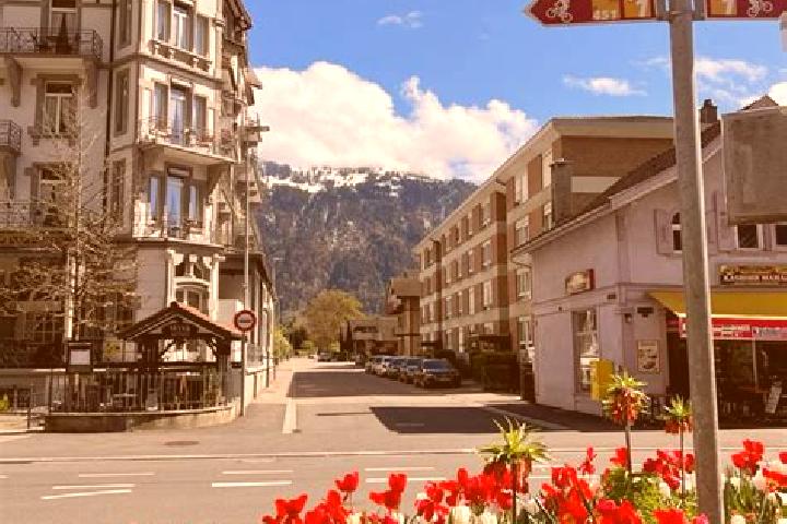 Sadie, 37 — Escort in Landquart, Switzerland