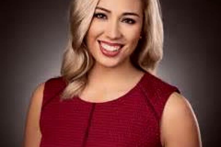 Sadie, 37 — Escort in Rosemont East, United States