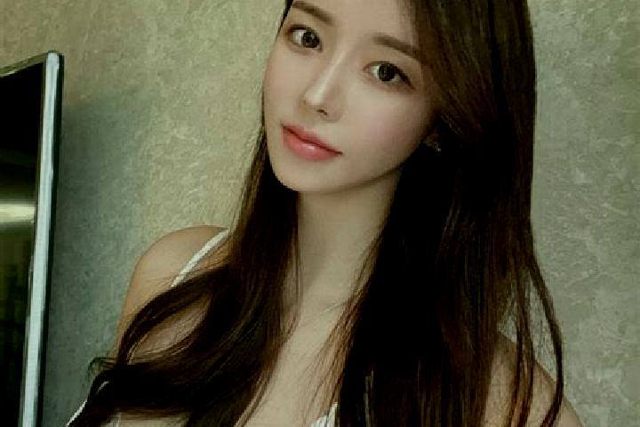 Sadie, 37 — Escort in Seoseok, South Korea