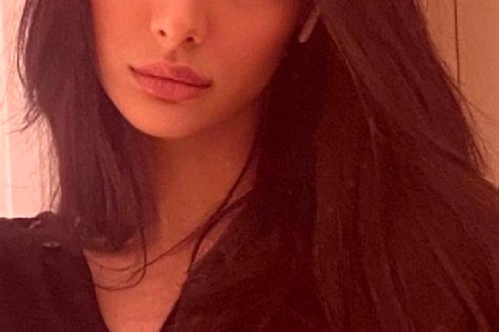 Sadie, 38, a black dark-eyed middle eastern companion based in Vamospercs. Offering A-Level, BDSM, Party Girl. Available for incall and outcall, day and even...