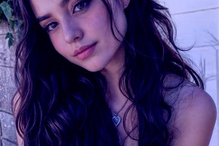 Sadie, 38, a black hazel-eyed middle eastern companion based in Pleasant Ridge. Offering Deep French Kissing, A-Level, Domination, Duos. Available for incall...
