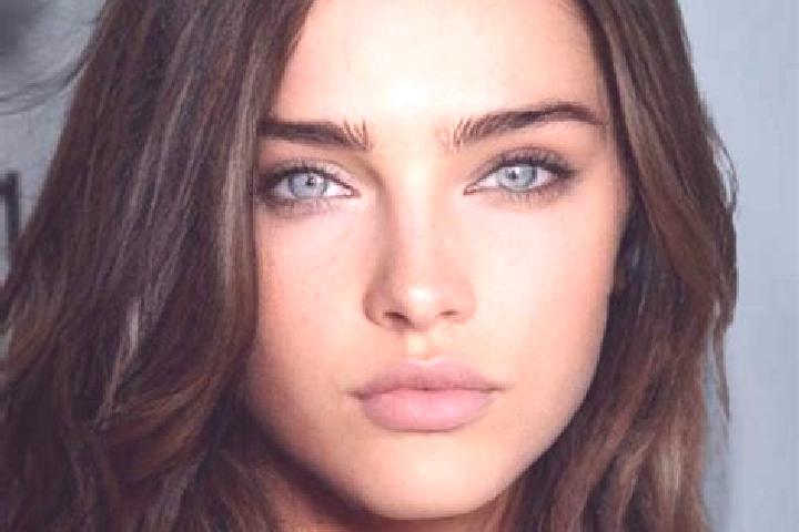 Sadie, 38, a brunette blue-eyed caribbean companion based in Mitterteich. Offering Erotic Massage, Girlfriend Experience, Dinner Date, Overnight, Party Girl....