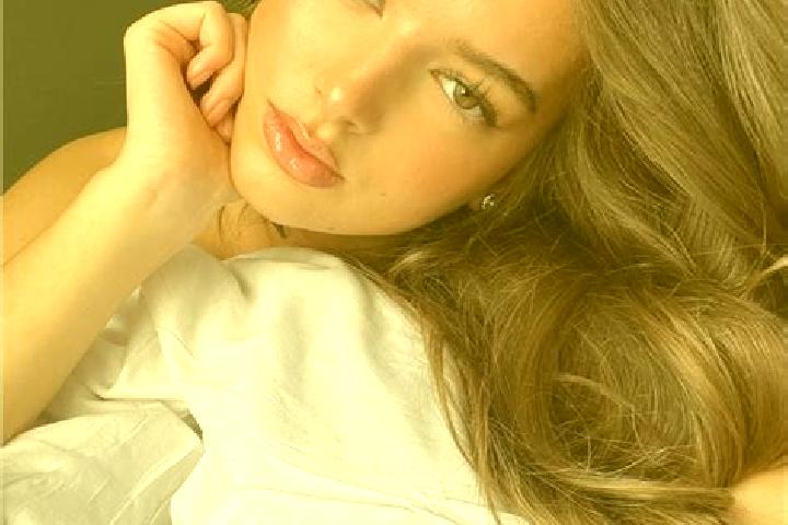 Sadie, 38, a dark blonde hazel-eyed latina companion based in Nyungcung. Offering Overnight, Fetish, GFE. Available for incall and outcall, overnight booking...