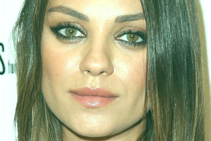 Sadie, 38, a dark blonde hazel-eyed mixed companion based in Sid. Offering Couples, OWO, A-Level. Available for incall and outcall, overnight bookings availa...
