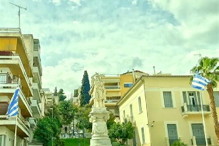 Sadie, 38 — Escort in Lamia, Greece