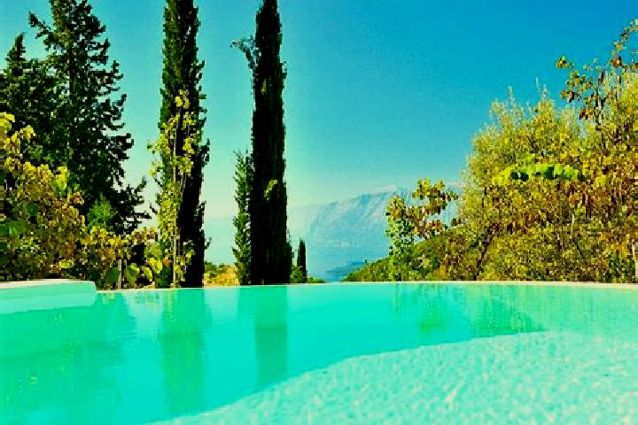 Sadie, 38 — Escort in Lazarata, Greece