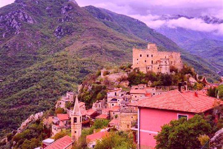 Sadie, 39, a black dark-eyed asian companion based in Castelvecchio di Rocca Barbena. Offering Roleplay, Deep French Kissing, Striptease. Available for incal...