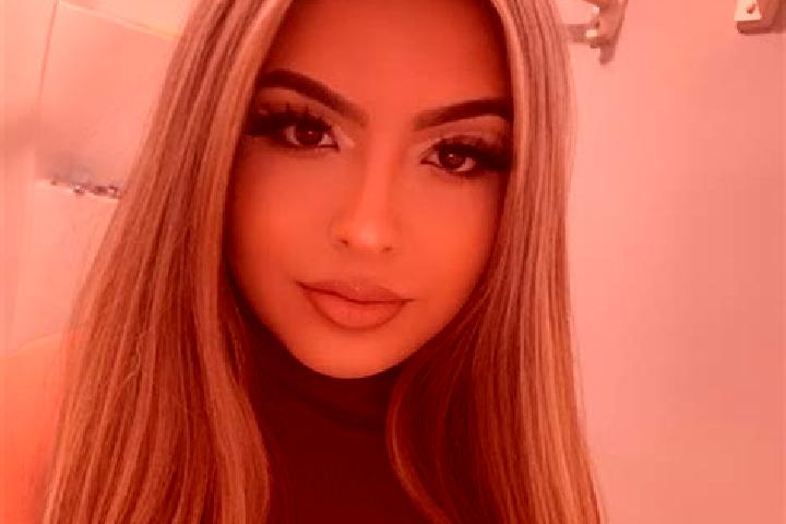 Sadie, 39, a blonde dark-eyed latina companion based in Priestewitz. Offering Duos, CIM, Domination, GFE. Available for incall and outcall, day and evening d...