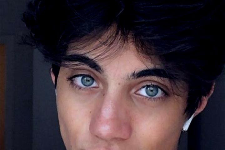 Sadie, 39, a chestnut green-eyed caucasian companion based in Pleasa. Offering BDSM, Party Girl, OWO, Couples. Available for incall and outcall, overnight bo...