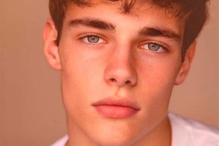Sage, 20, a auburn brown-eyed caucasian companion based in Mont-pres-Chambord. Offering Couples, Duos, Prostate Massage. Available for incall and outcall, da...