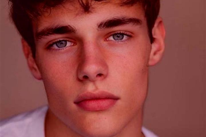 Sage, 20, a black brown-eyed caucasian companion based in Lannion. Offering Prostate Massage, Overnight, Roleplay, Deep French Kissing, Fetish. Available for...