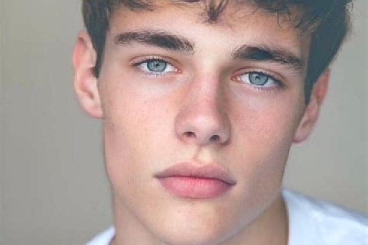 Sage, 20, a black brown-eyed caucasian companion based in Sales. Offering Deep French Kissing, Fetish, Girlfriend Experience. Available for incall and outcal...
