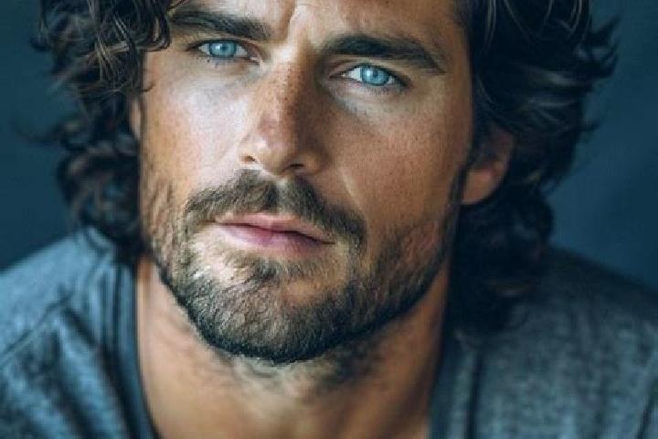 Sage, 20, a black grey-eyed caucasian companion based in Castelsarrasin. Offering Roleplay, GFE, Couples. Available for incall and outcall, day and evening d...