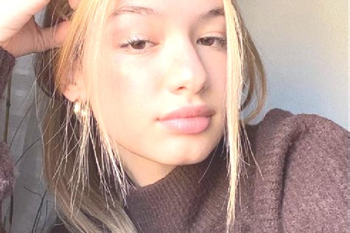 Sage, 20, a blonde brown-eyed asian companion based in Gbouiso. Offering Domination, Massage, Roleplay, GFE. Available for incall and outcall, day and evenin...