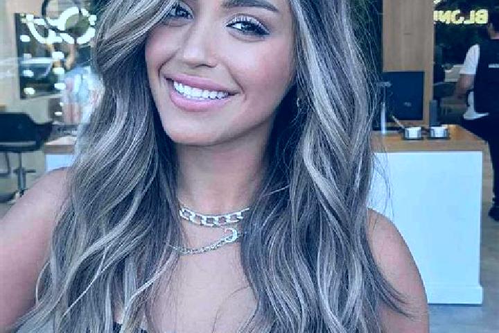 Sage, 20, a dark blonde brown-eyed mixed companion based in Pereiro de Aguiar. Offering OWO, Girlfriend Experience, 69, BDSM, GFE. Available for incall and o...