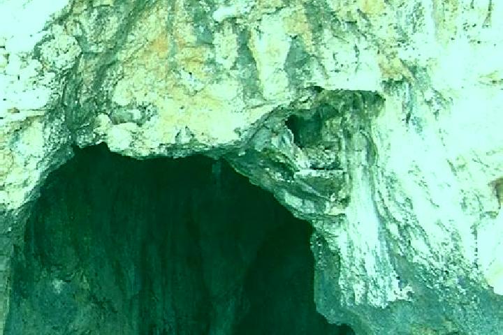 Sage, 20 — Escort in Santa Maria le Grotte, Italy