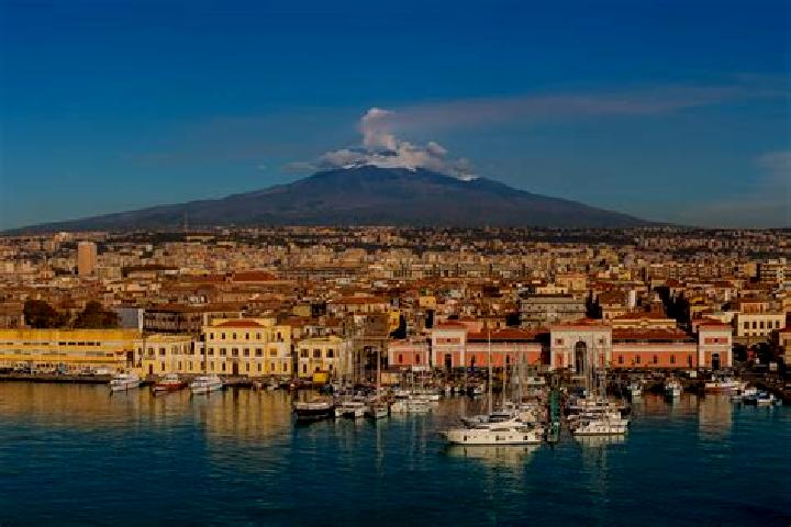 Sage, 20 — Escort in Zafferana Etnea, Italy