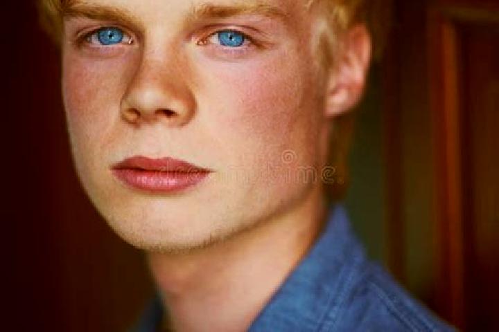 Sage, 21, a blonde blue-eyed caucasian companion based in Fresneda de Cuellar. Offering Erotic Massage, BDSM, Prostate Massage. Available for incall and outc...