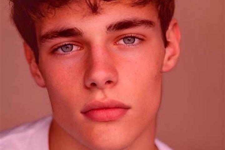 Sage, 21, a blonde brown-eyed caucasian companion based in Sant Miquel de Campmajor. Offering Striptease, BDSM, Dinner Date. Available for incall and outcall...