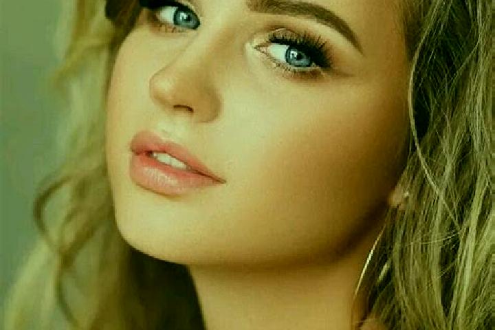 Sage, 21, a dark blonde blue-eyed indian companion based in Dubravica. Offering Overnight, Tantra, Party Girl. Available for incall and outcall, day and even...