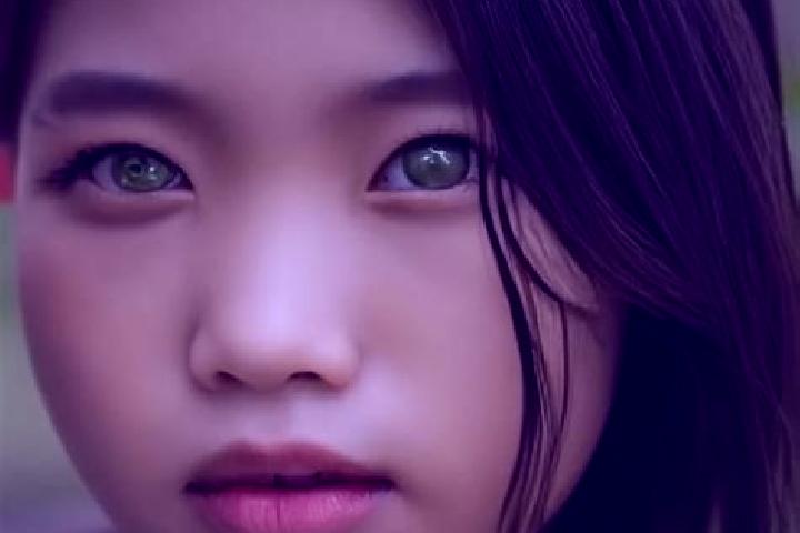 Sage, 21, a red green-eyed asian companion based in Eisenberg. Offering Tantra, Couples, Overnight. Available for incall and outcall, day and evening dates.
