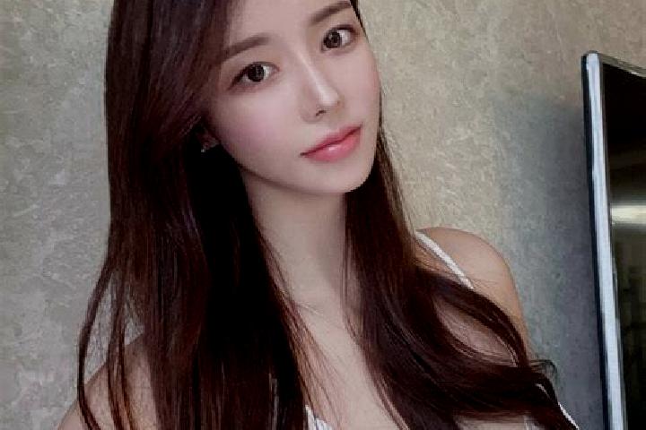 Sage, 21 — Escort in Chengtougu, China