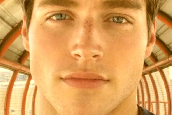 Sage, 22, a auburn dark-eyed mediterranean companion based in Santa Cruz el Porvenir. Offering Dinner Date, Erotic Massage, CIM, A-Level. Available for incal...