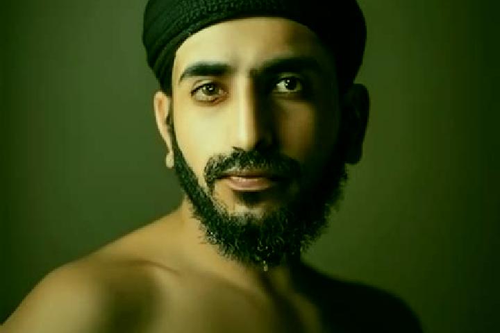 Sage, 22, a black grey-eyed middle eastern companion based in Kafranbel. Offering Domination, Couples, Erotic Massage, Deep French Kissing, A-Level. Availabl...