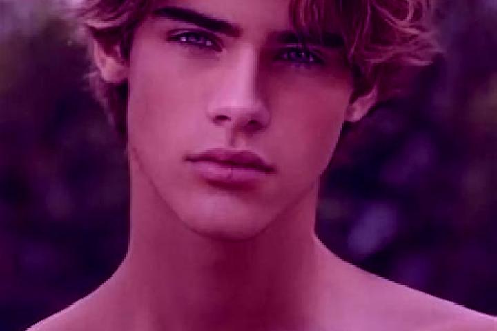 Sage, 22, a dark blonde brown-eyed asian companion based in Paseo de las Reynas. Offering Deep French Kissing, BDSM, Duos, Travel Companion. Available for in...