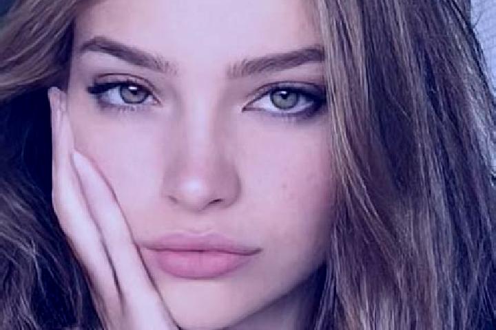 Sage, 22, a dark blonde hazel-eyed mediterranean companion based in Tekstil shchiki. Offering A-Level, Girlfriend Experience, Fetish, Erotic Massage. Availab...