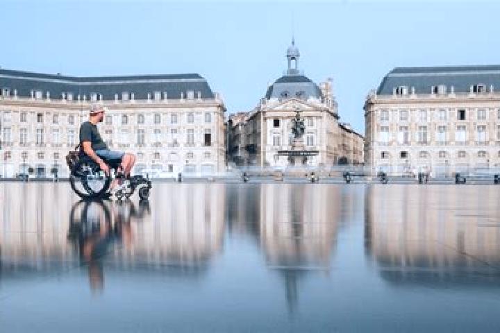 Sage, 22 — Escort in Beaumarches, France