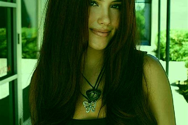 Sage, 23, a auburn dark-eyed middle eastern companion based in Ahwatukee Foothills. Offering Domination, Girlfriend Experience, Striptease, Roleplay. Availab...