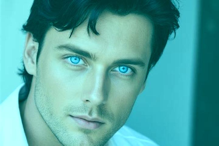 Sage, 23, a black blue-eyed middle eastern companion based in Kings Beach. Offering Dinner Date, Party Girl, Tantra, Massage. Available for incall and outcal...