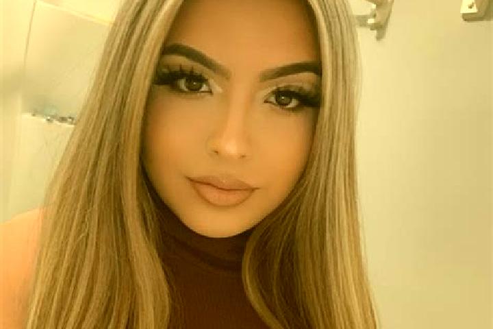 Sage, 23, a blonde green-eyed latina companion based in Puerto de Valle. Offering Massage, Duos, Erotic Massage, Roleplay, BDSM. Available for incall and out...