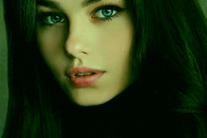 Sage, 23, a chestnut dark-eyed slavic companion based in Pacasmayo. Offering Deep French Kissing, Domination, Striptease. Available for incall and outcall, o...