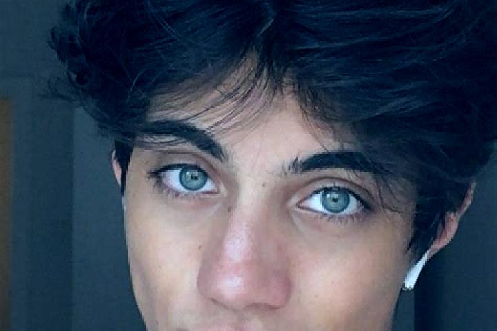 Sage, 23, a chestnut green-eyed indian companion based in Beilizigu. Offering CIM, Roleplay, 69, Couples. Available for incall and outcall, overnight booking...
