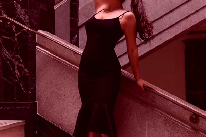 Sage, 23, a dark blonde amber-eyed latina companion based in El Coyote. Offering Travel Companion, A-Level, Dinner Date, Party Girl, OWO. Available for incal...