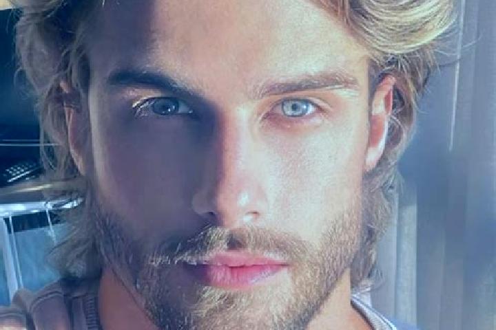 Sage, 23, a dark blonde blue-eyed indian companion based in Alankoey. Offering Tantra, Fetish, Dinner Date. Available for incall and outcall, day and evening...