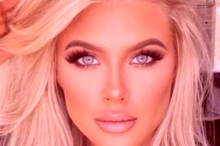 Sage, 23, a platinum blonde dark-eyed caribbean companion based in Krzyz Wielkopolski. Offering Dinner Date, Roleplay, Striptease. Available for incall and o...