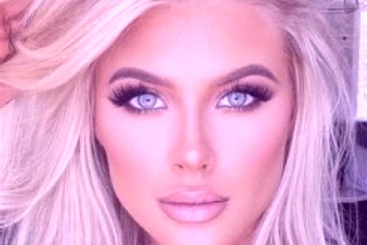Sage, 23, a platinum blonde dark-eyed mixed companion based in Barra de Sao Francisco. Offering OWO, Striptease, Massage. Available for incall and outcall, o...