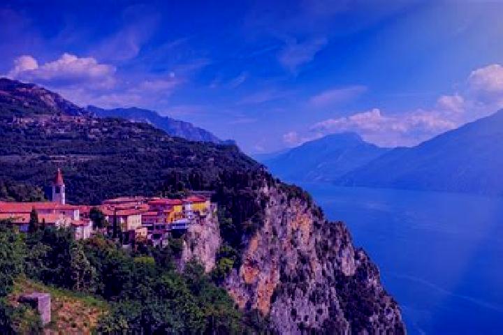 Sage, 23 — Escort in Gargnano, Italy